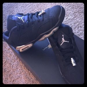 Air Jordan 6 Retro Low Black/Metallic sz 5.5
