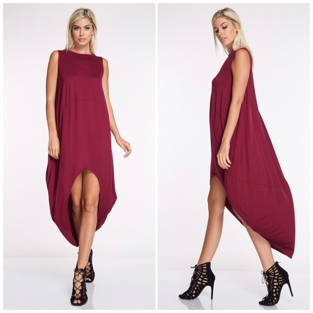 Burgundy Sleeveless Bubble Hem Maxi Dress - Picture 1 of 3