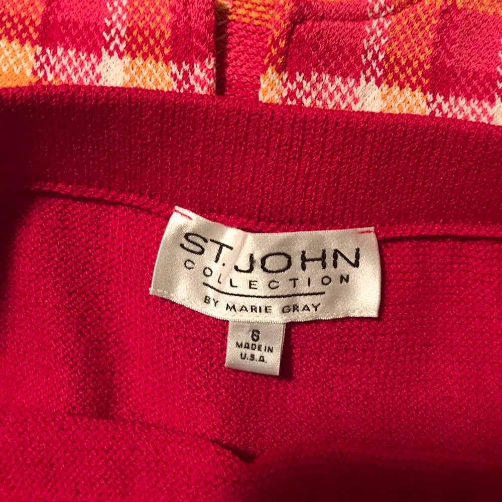 St. John suit - Picture 6 of 7