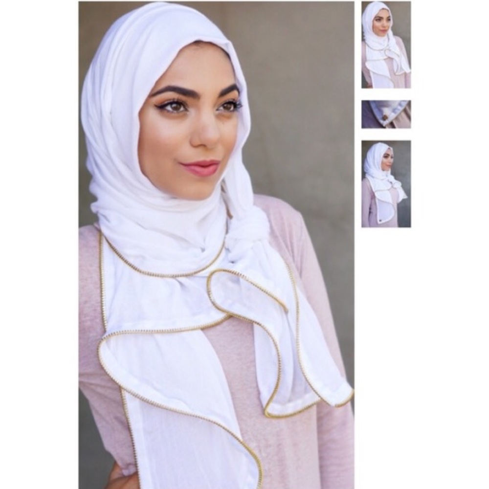 Vela white zipper edge scarf