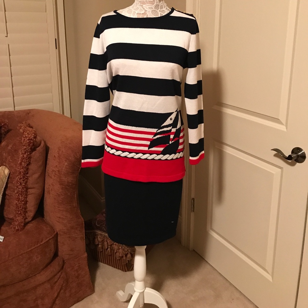 St. John top and skirt