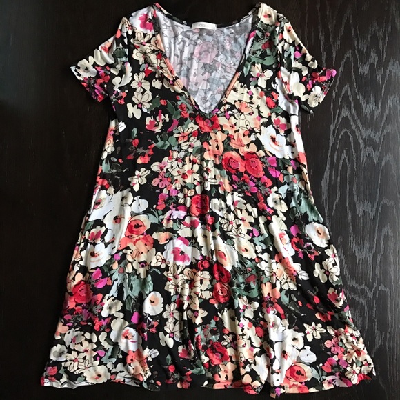 Floral dress - Picture 2 of 3