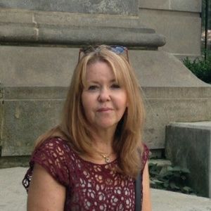 Meet your Posher, Marcia