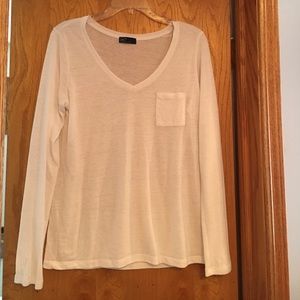 Gap long sleeve pocket t-shirt