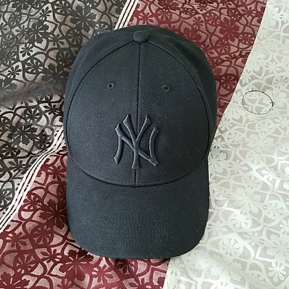 Women's NY Yankees Hat