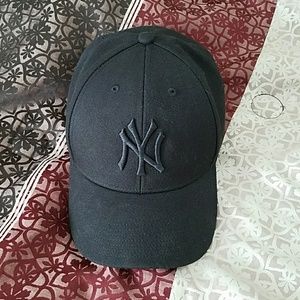 Women's NY Yankees Hat