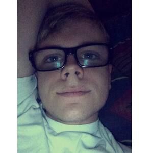 Meet your Posher, Chase