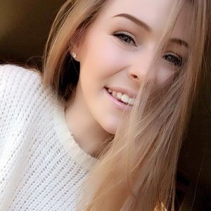 Meet your Posher, Jenna
