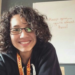 Meet your Posher, Maricela