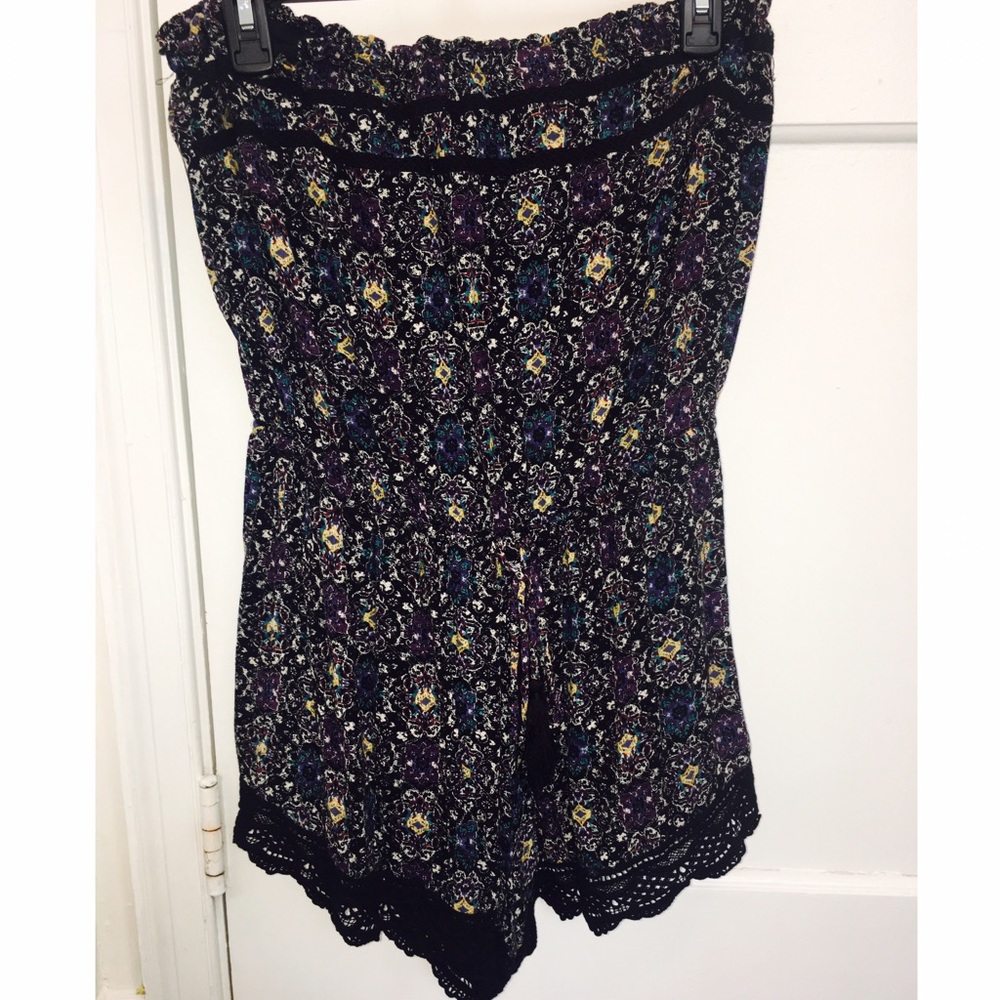 Strapless romper