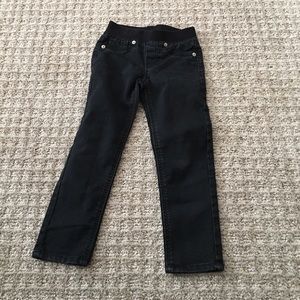 Toddler Jegging!