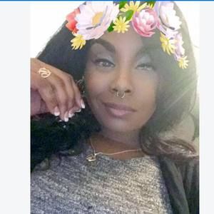 Meet your Posher, Delores