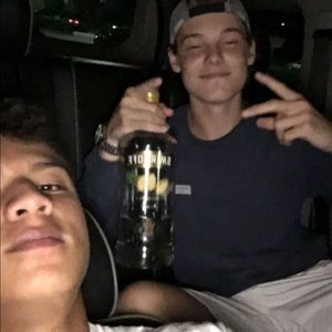 Meet your Posher, Grant