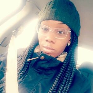 Meet your Posher, Mendi