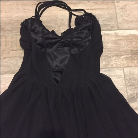 Guess black chiffon ruffled top dress - Picture 3 of 3