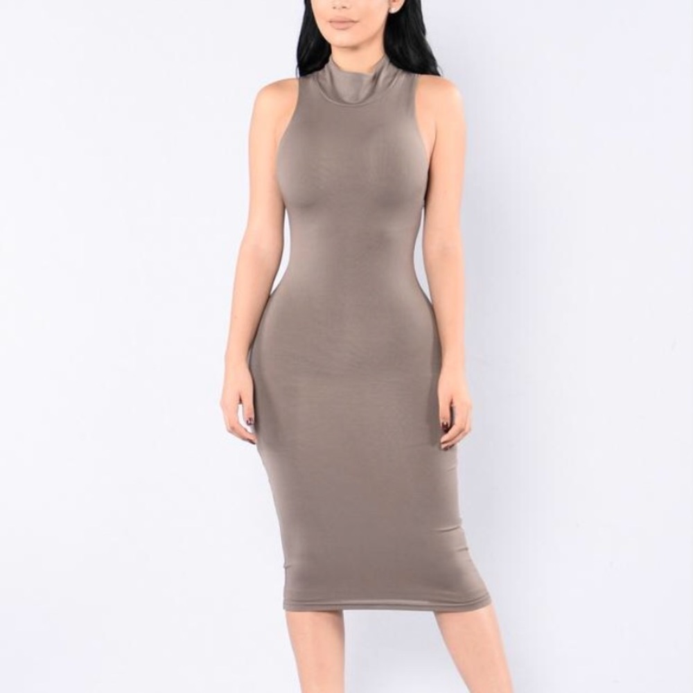 Turtle neck body con dress