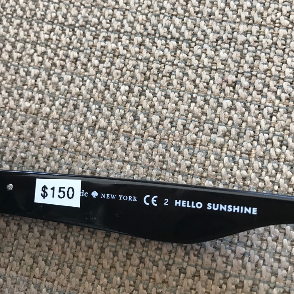 New Kate ♠️ sunglasses - Picture 6 of 6