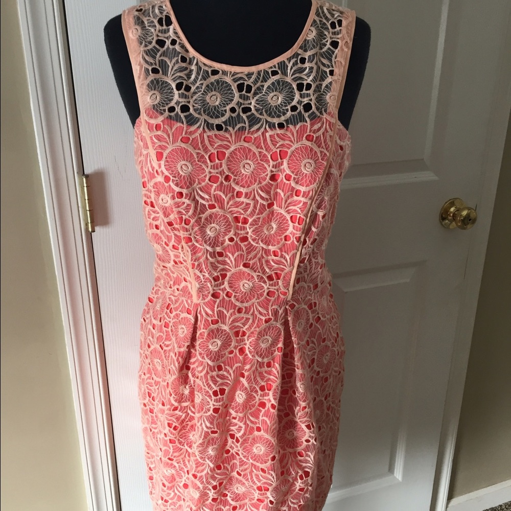 Jessica Simpson dress