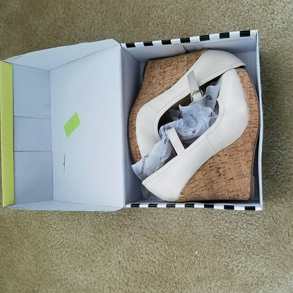 Nude wedges - Picture 1 of 1