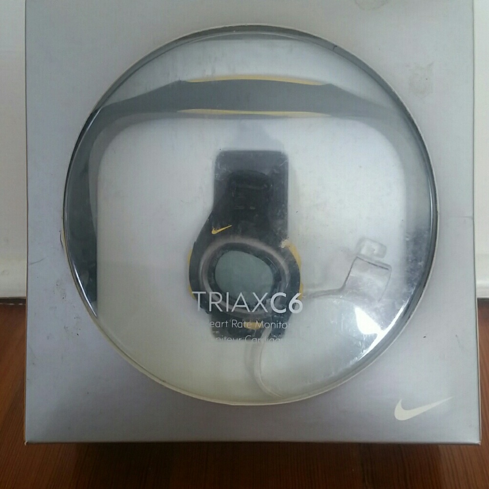 NEW Nike TRIAXC6 Heart Rate Watch