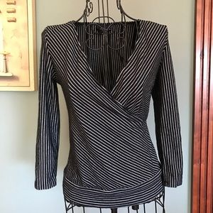 3/4 Sleeve top, great for nursing