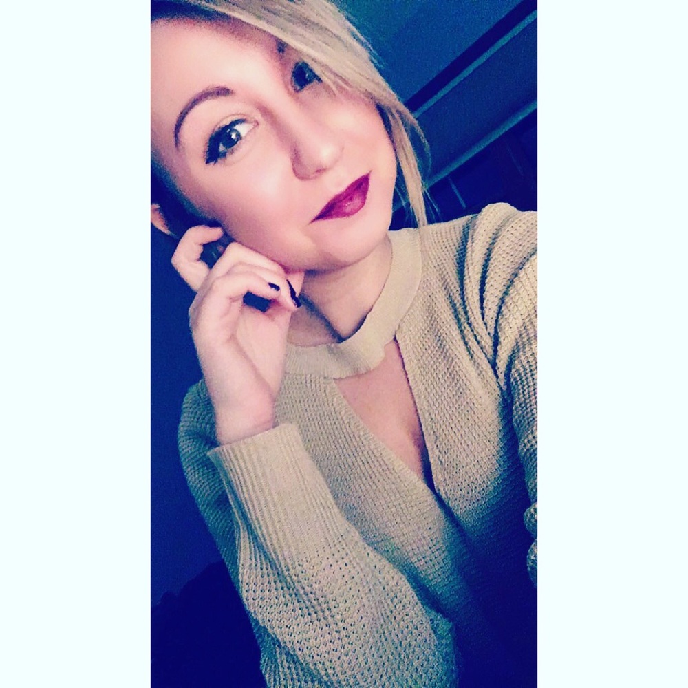 Meet your Posher, Stephanie