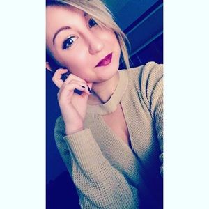 Meet your Posher, Stephanie