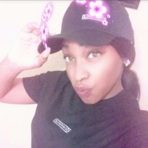 Meet your Posher, Tiandrea