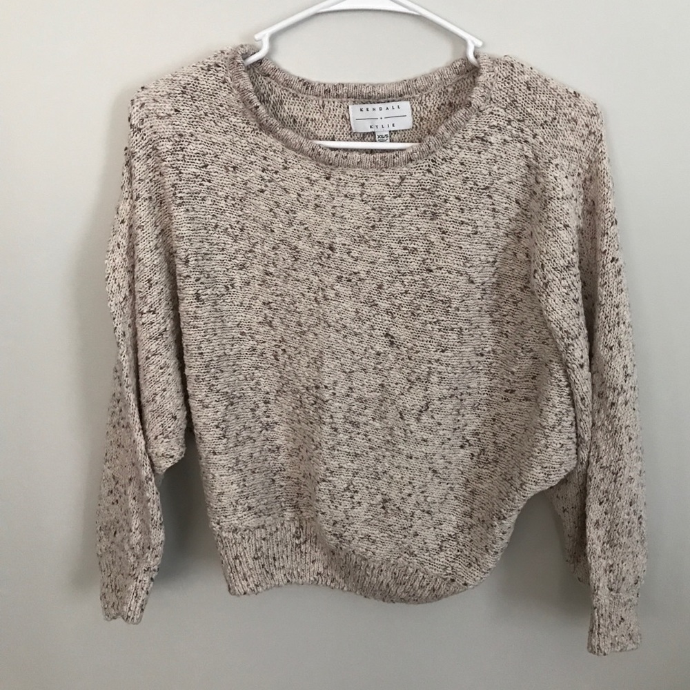 Baggy Kendall and Kylie sweater