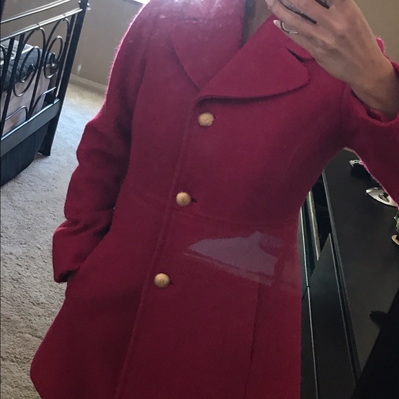 (Sold) - Picture 4 of 4