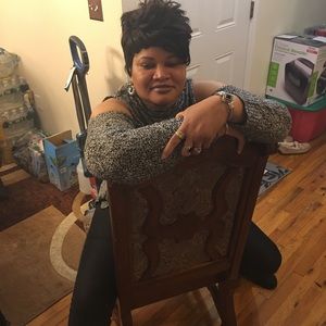 Meet your Posher, Theresa