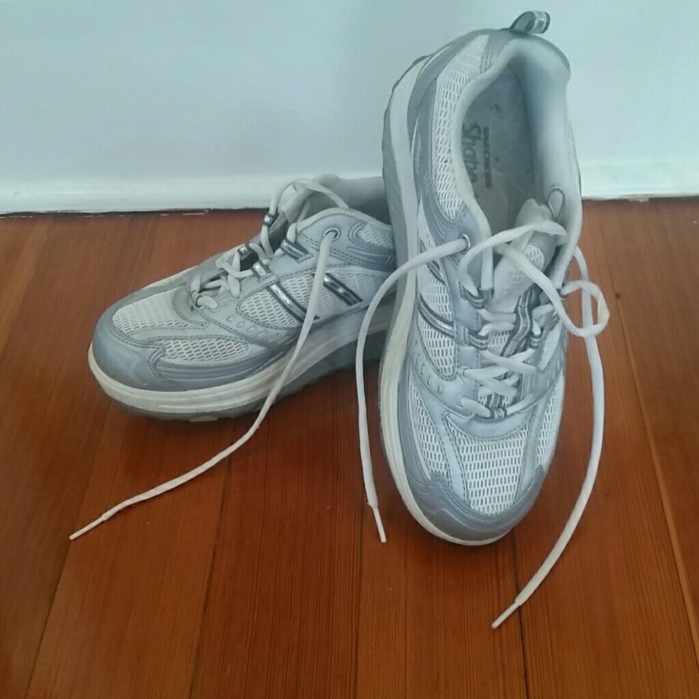 Sketchers Shape Up sneakers