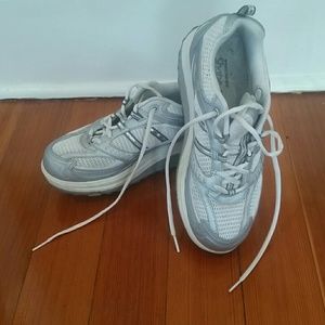 Sketchers Shape Up sneakers