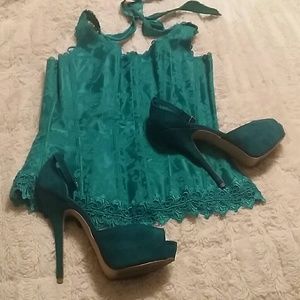 Steve Madden Teal Suede Platforms