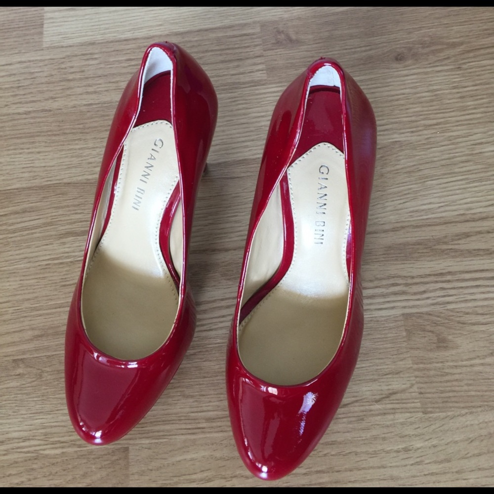 New Gianni Bini