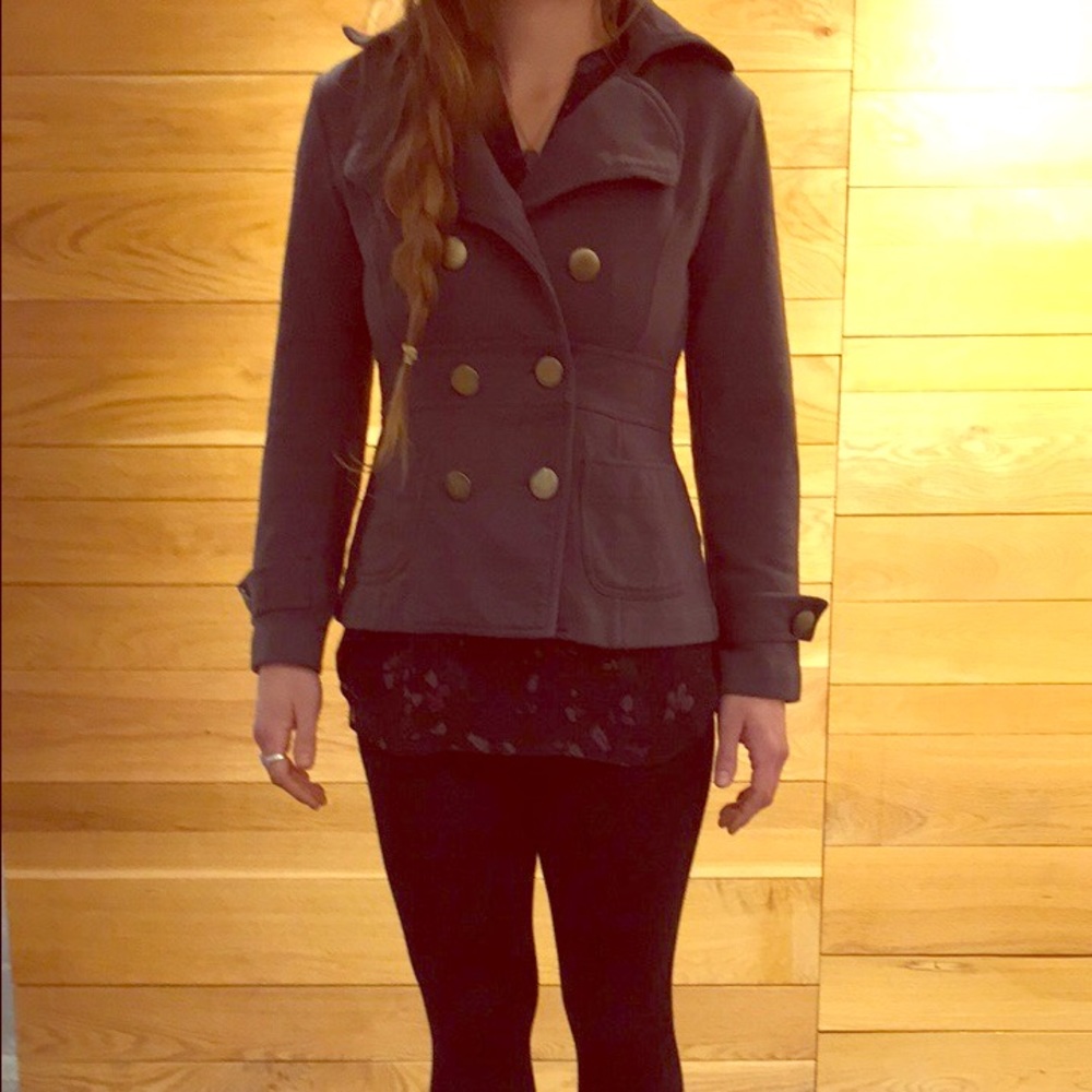 Gray coat!!❤️
