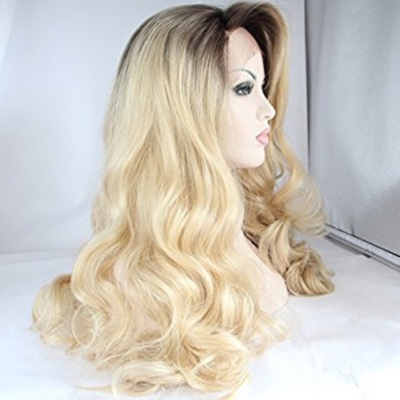 NWOT Blonde Ombré 22\