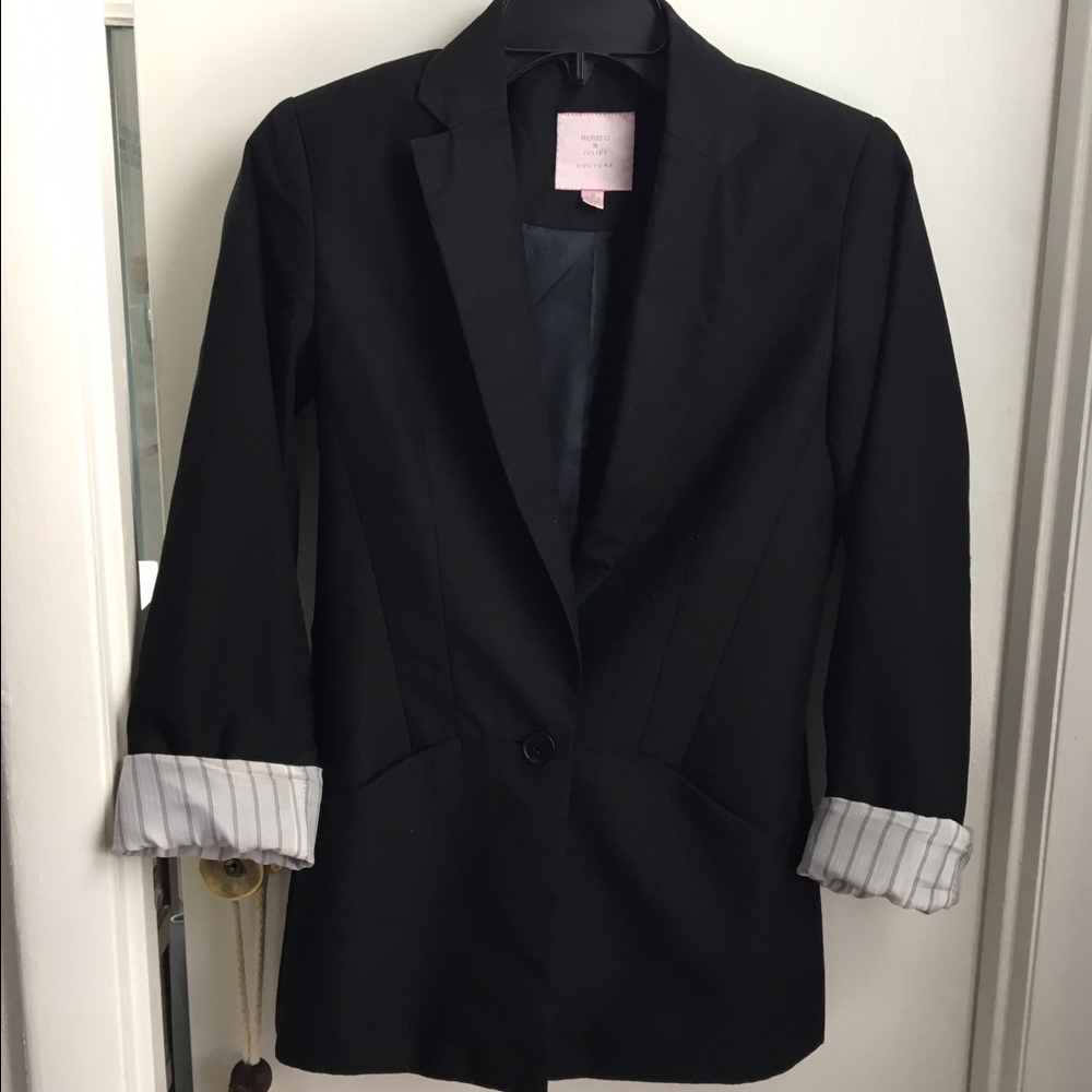 Romeo and Juliet Couture Boy Blazer🎉🎉🎉