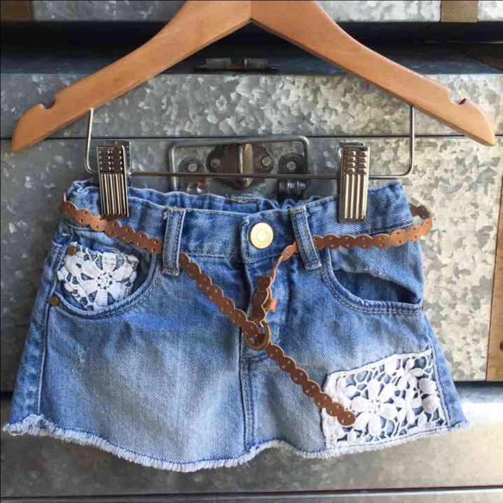 Baby girls skirt / top set