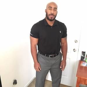 Meet your Posher, Dominique