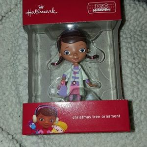 NEW IN BOX HALLMARK DOC MCSTUFFINS ORNAMENT