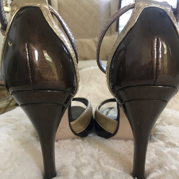 SOLD - Picture 3 of 6