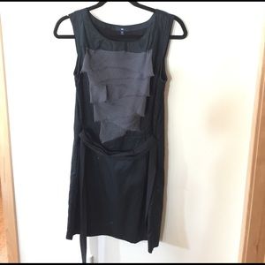 Gap Little Black Sleeveless Shift Dress. Size 4