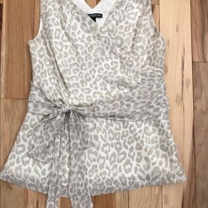 Express sleeveless top XS