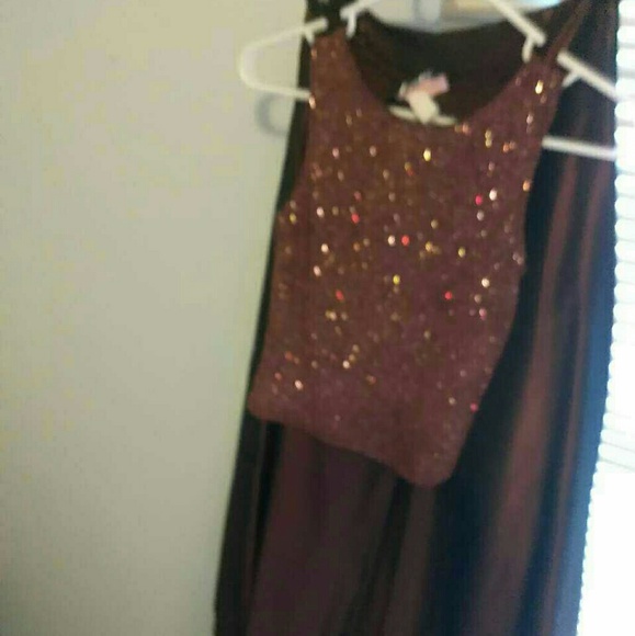 Elegant dresses - Picture 4 of 8