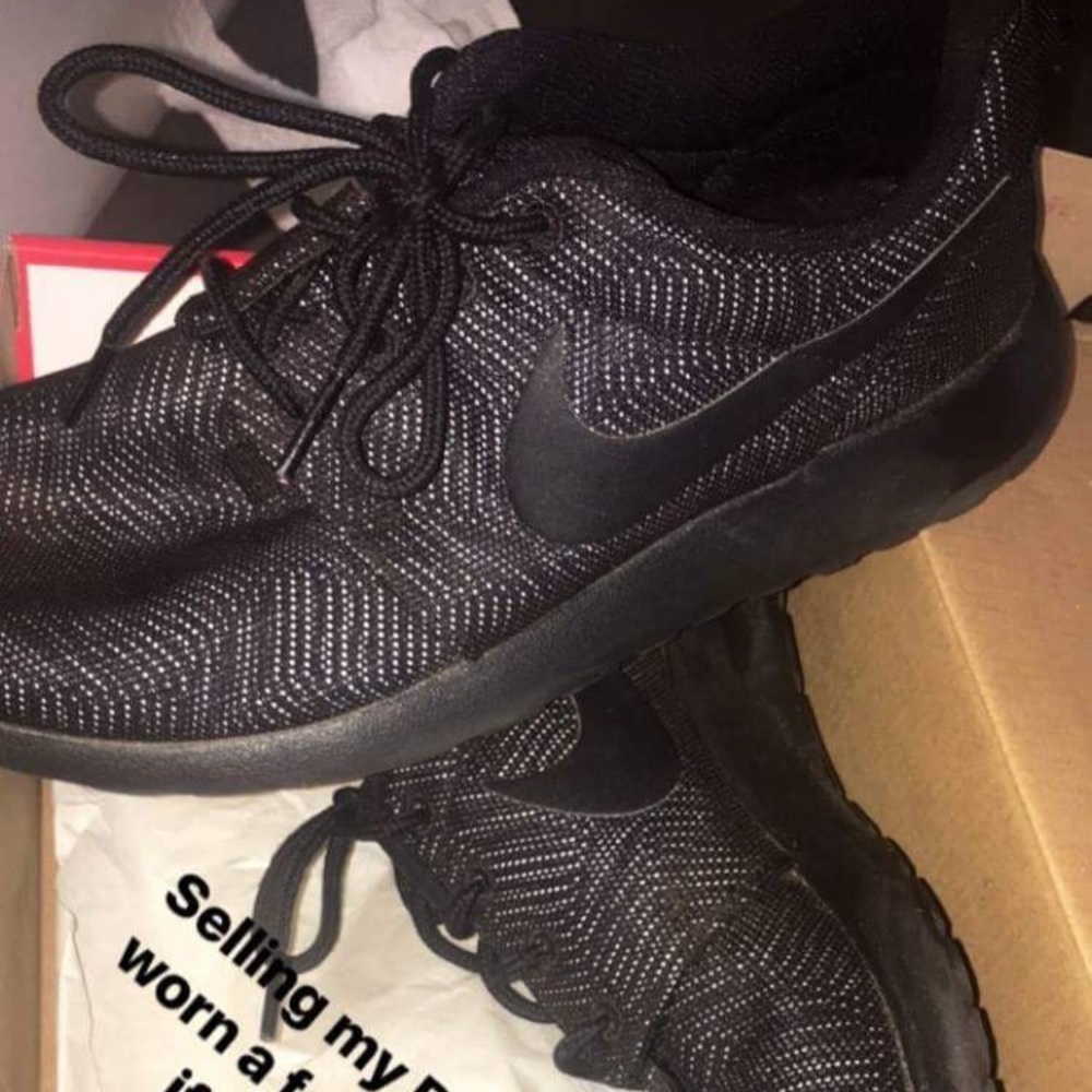Nike Roshe Ones