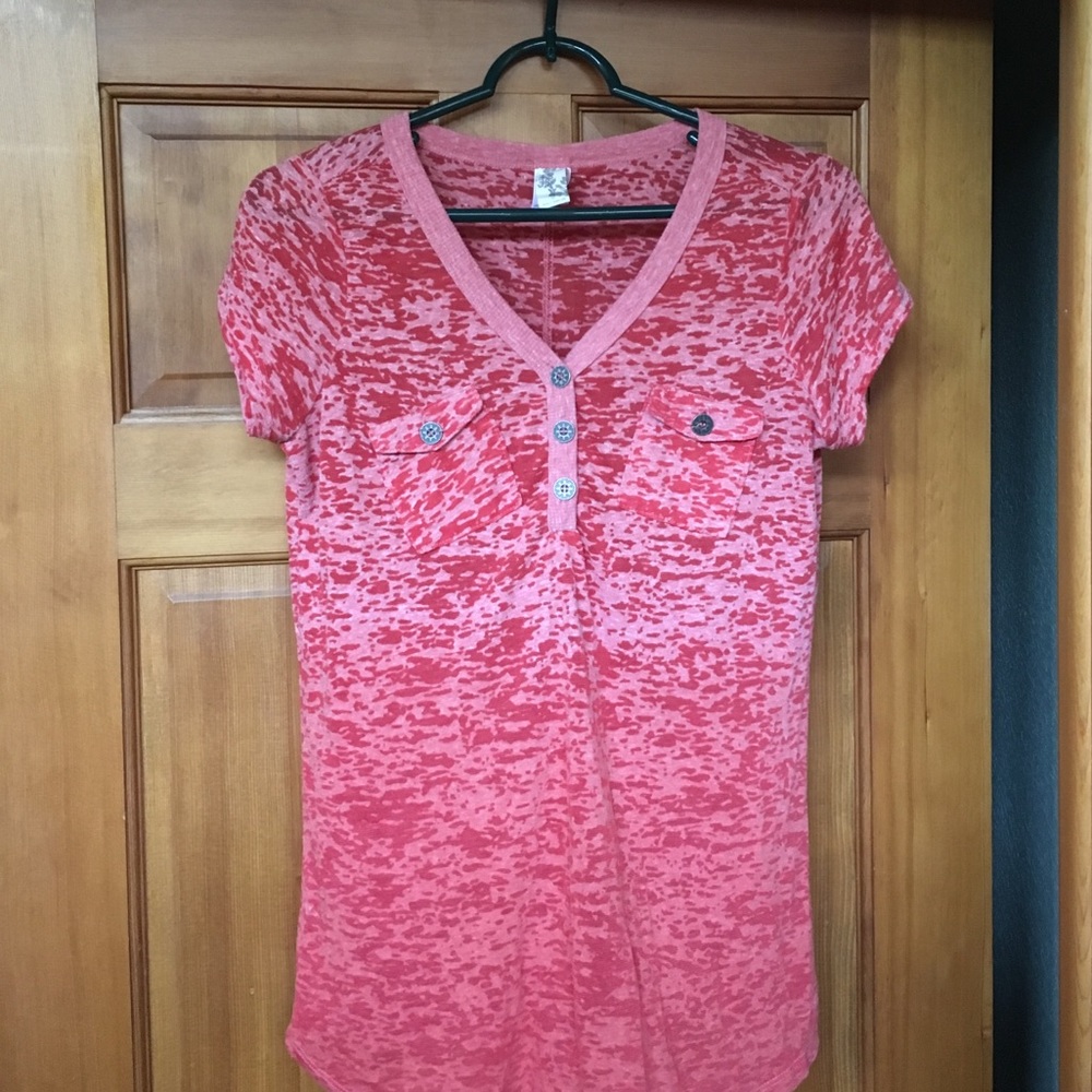 Aventura, size M, cropped sleeve, shirt