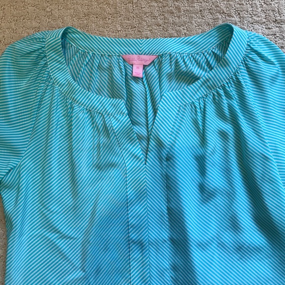 Lilly Pulitzer Silk Top. - Picture 3 of 6