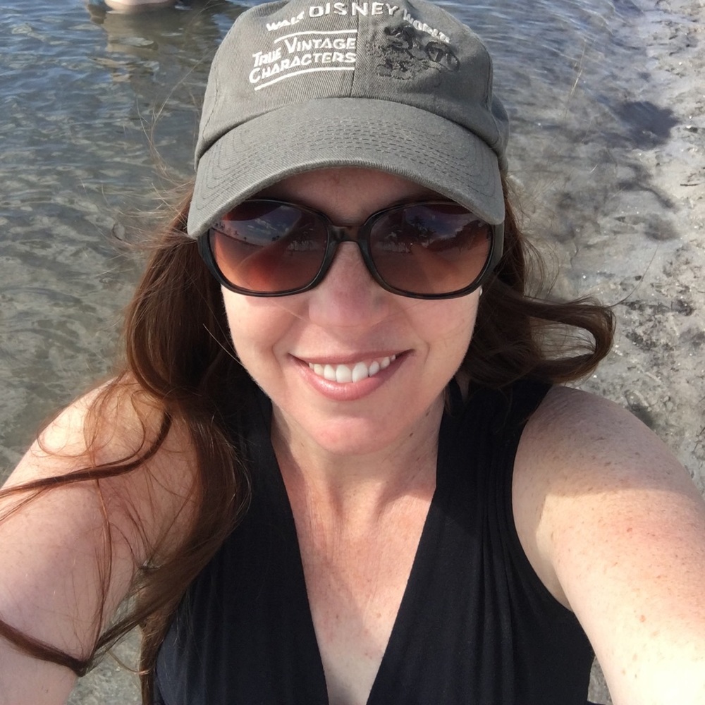 Meet your Posher, Lori