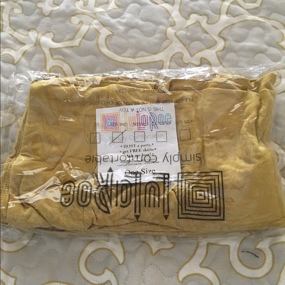 Mustard lularoe leggings